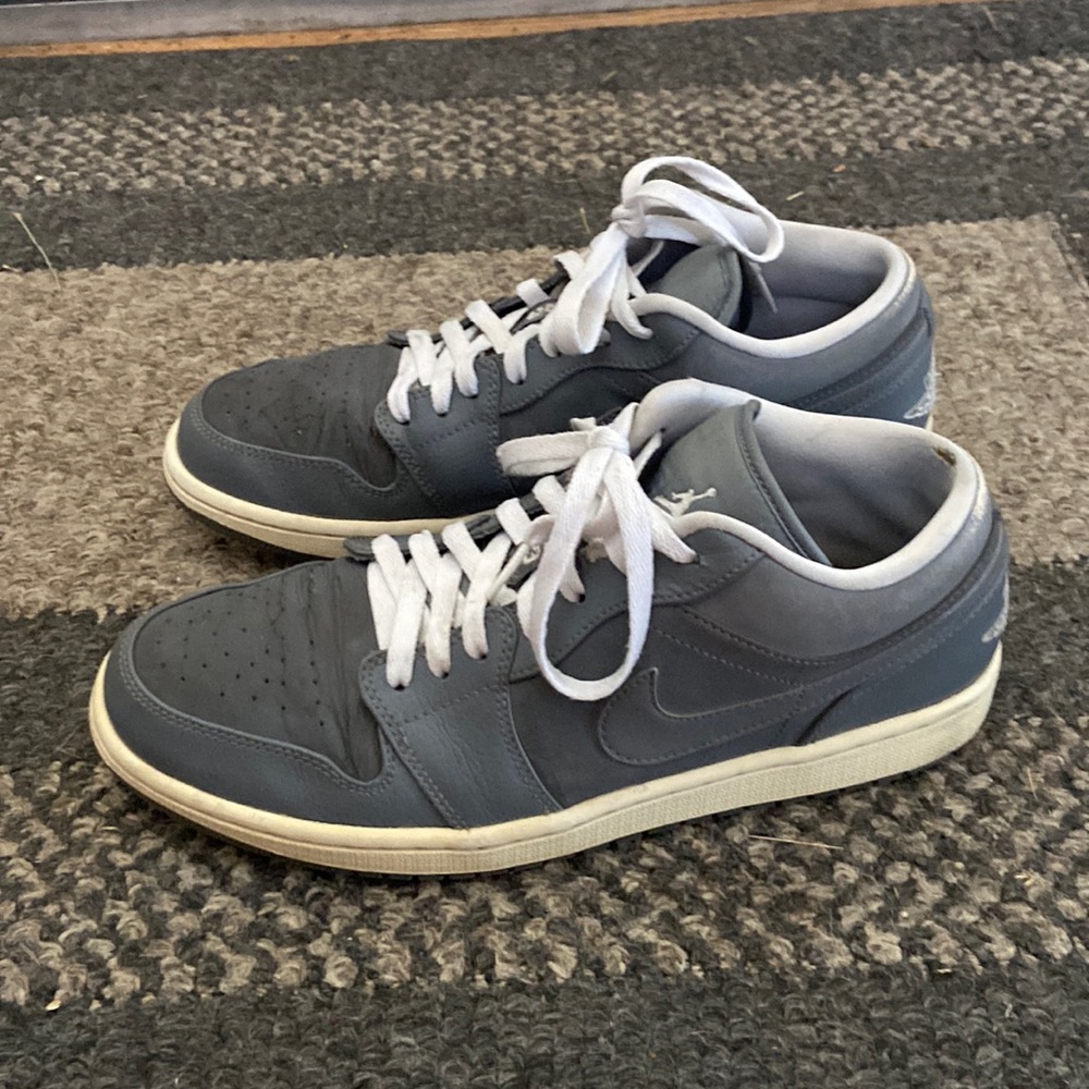 Air Jordan 1s